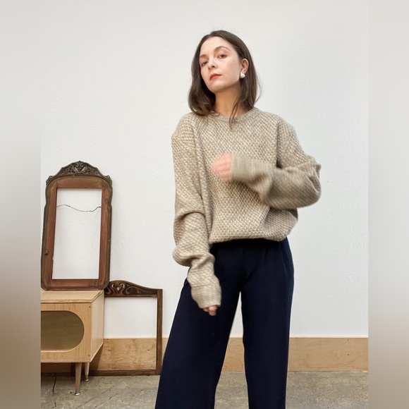 Purnell Oversized Slouchy Chunky Knit Oatmeal Sweater, Pre-loved in EC - Picture 11 of 16
